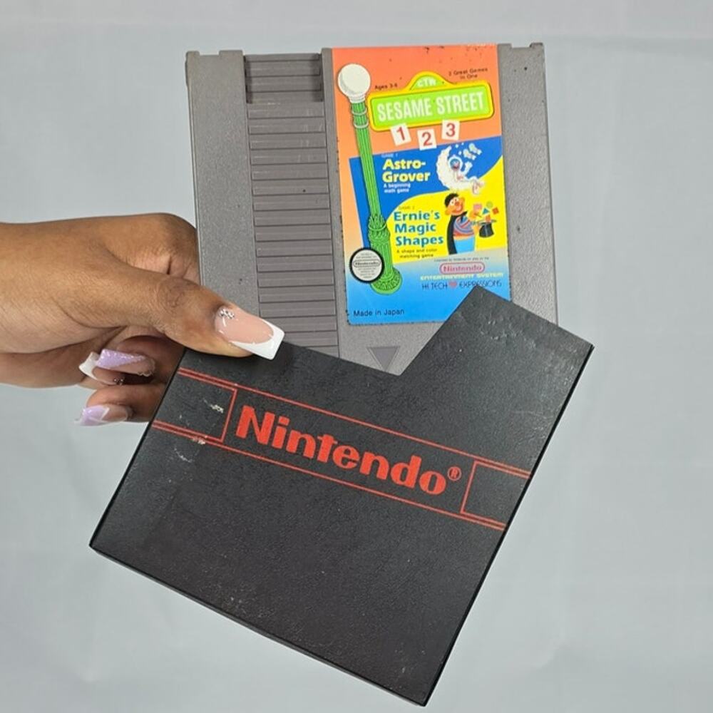 Vintage Nintendo NES Sesame Street 123 Game Astro Grover Ernie Shapes 1985